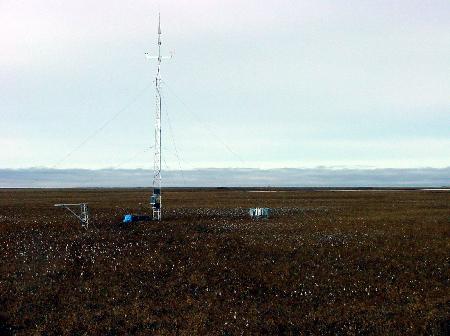 Franklin Bluffs Monitoring Station - 22852 Bytes
