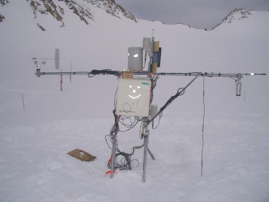 image: images/core_station.jpg
