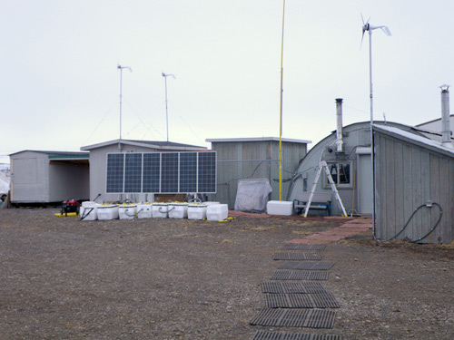Solar panels and batteries at Umiat